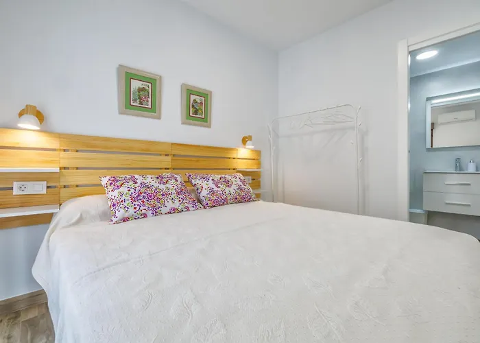 Deanes & Casco Historico *